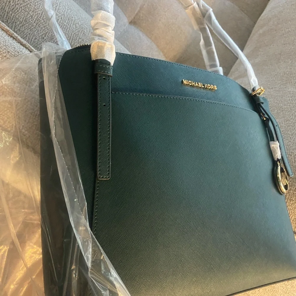 Michael Kors Voyager Large Blue Leather Tote Authentic New w Tags & Dust Bag